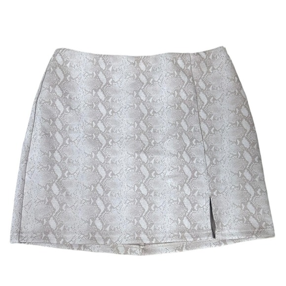 Wild Honey Dresses & Skirts - Wild Honey Pink Snake Print Mini Skirt Size Small Preppy Girly Y2K Style